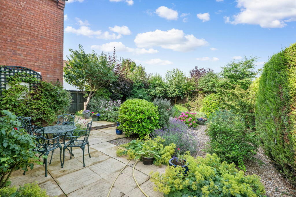 Additional image 14 of Evesham Road, Astwood Bank, Redditch, B96 6DT