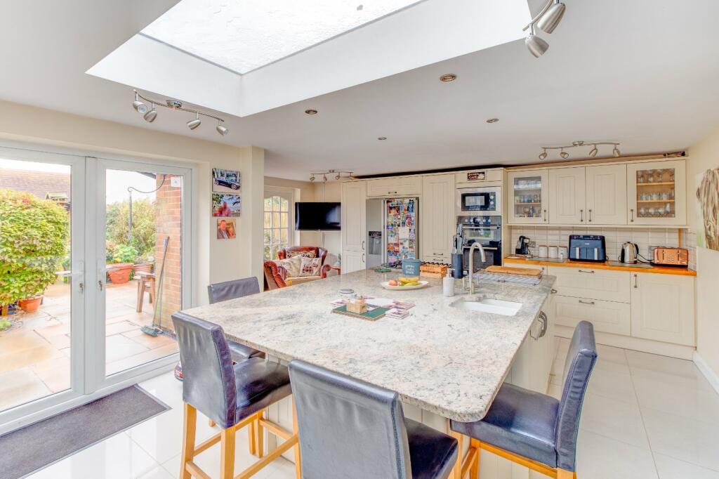 Additional image 6 of Evesham Road, Astwood Bank, Redditch, Worcestershire, B96