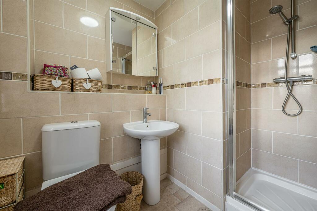 Additional image 8 of Radbourne Drive, Halesowen, B63 2YD