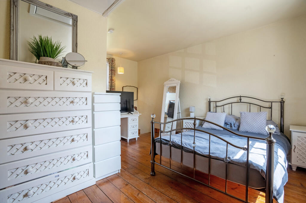 Additional image 24 of Illey Lane, Halesowen