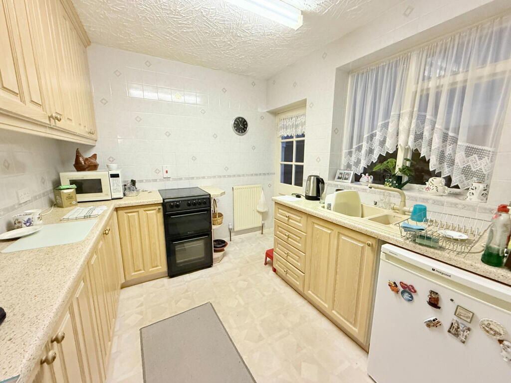 Additional image 5 of Bardon Drive, Shirley