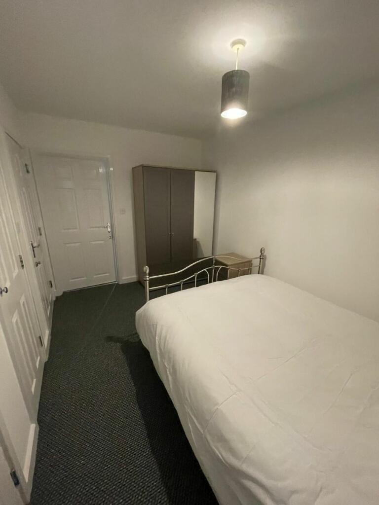 Additional image 9 of Broadway Court, Oldbury, B68 9EE