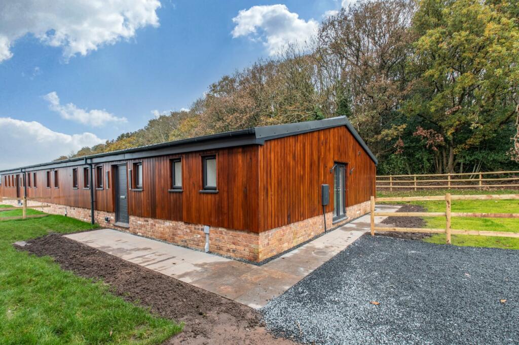 Primary image of Dordale Road, Bournheath, Bromsgrove, Worcestershire, B61