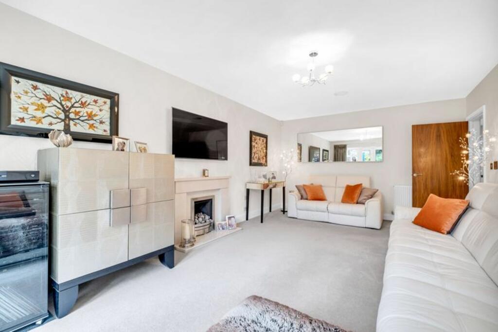 Additional image 6 of Hazeltree Drive, Sutton Coldfield, B75