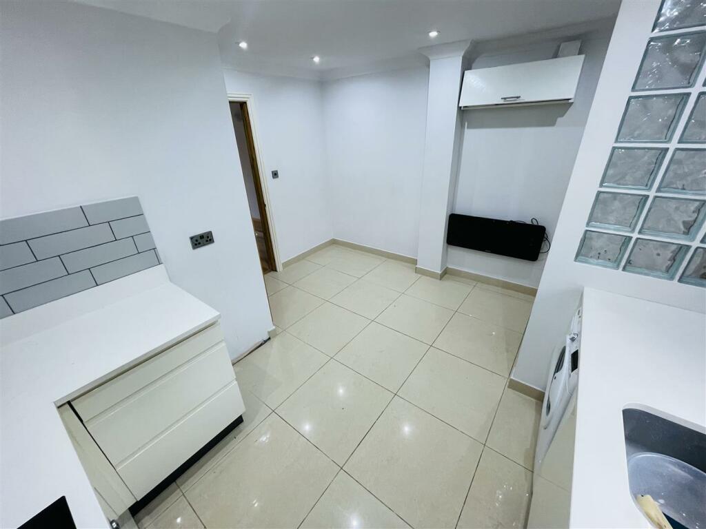 Additional image 4 of Sadlers Meadow, Furnace End