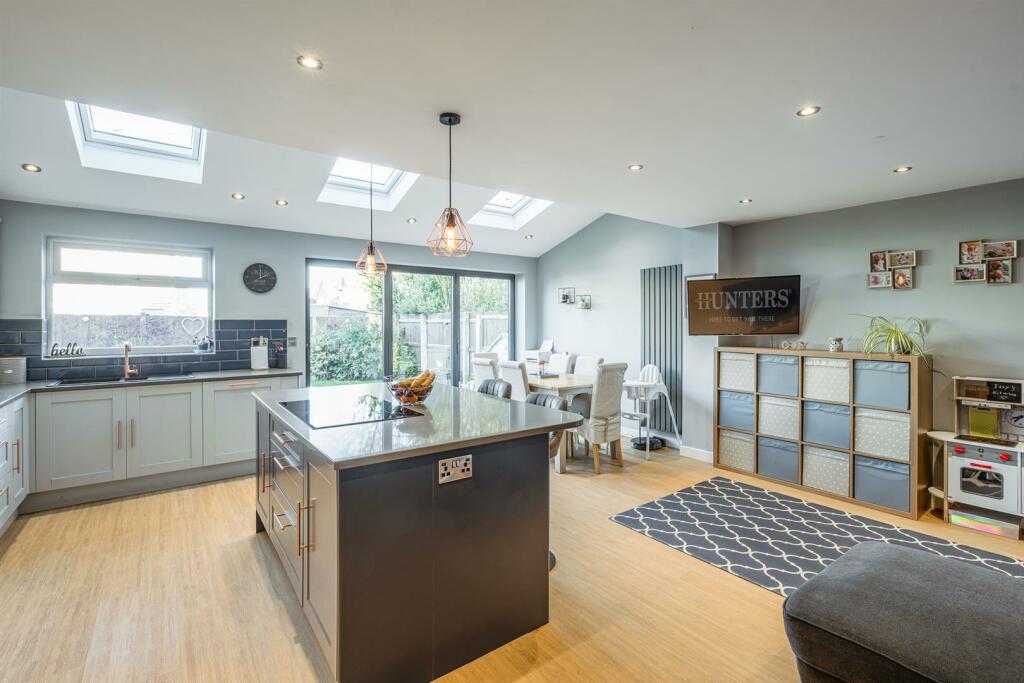 Additional image 25 of Radbourne Drive, Halesowen, B63 2YD