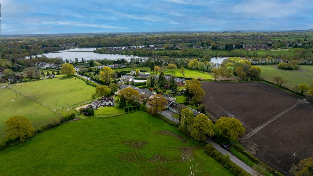 Additional image 16 of Wood Lane, Earlswood