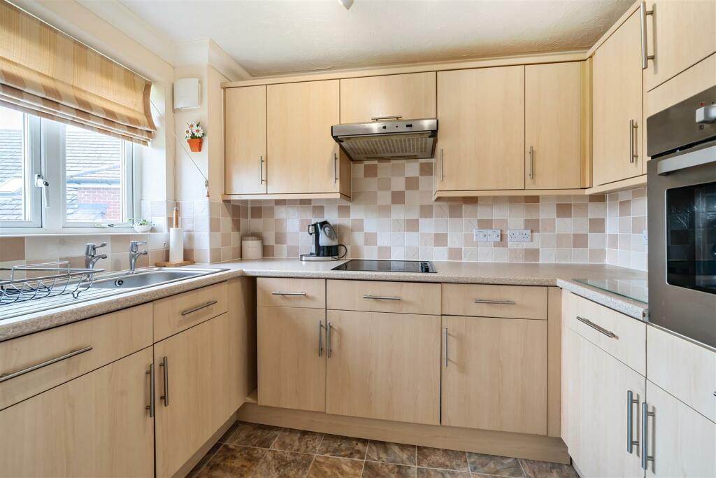 Additional image 4 of Tudor Lodge, Solihull