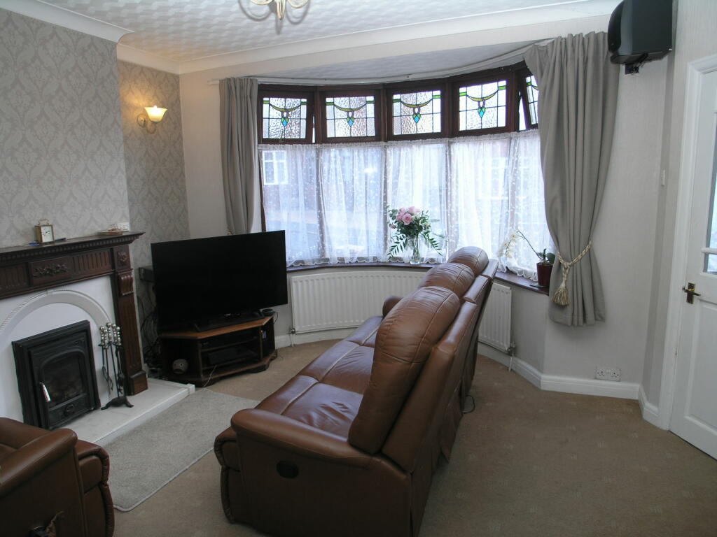 Additional image 6 of CRADLEY HEATH, High Haden Crescent