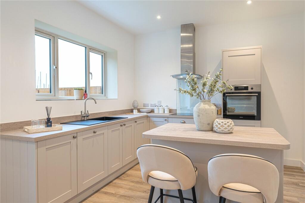 Additional image 51 of Egan Close, Dordon, Tamworth, B78