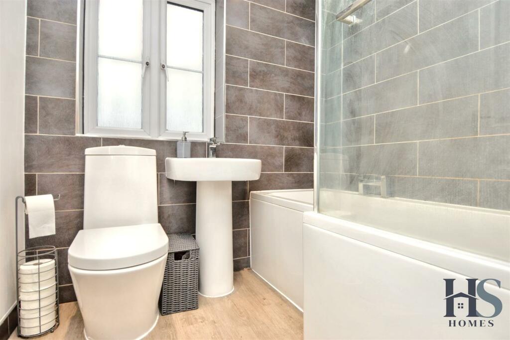 Additional image 12 of Dixon Close, Redditch