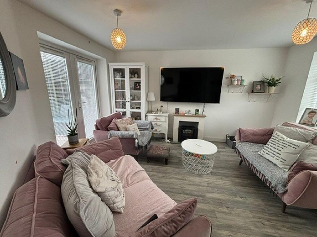 Additional image 15 of St. Vincent Crescent, West Bromwich