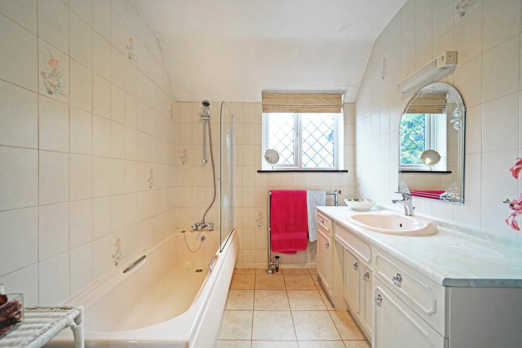 Additional image 20 of The Crescent, Hampton-In-Arden, B92