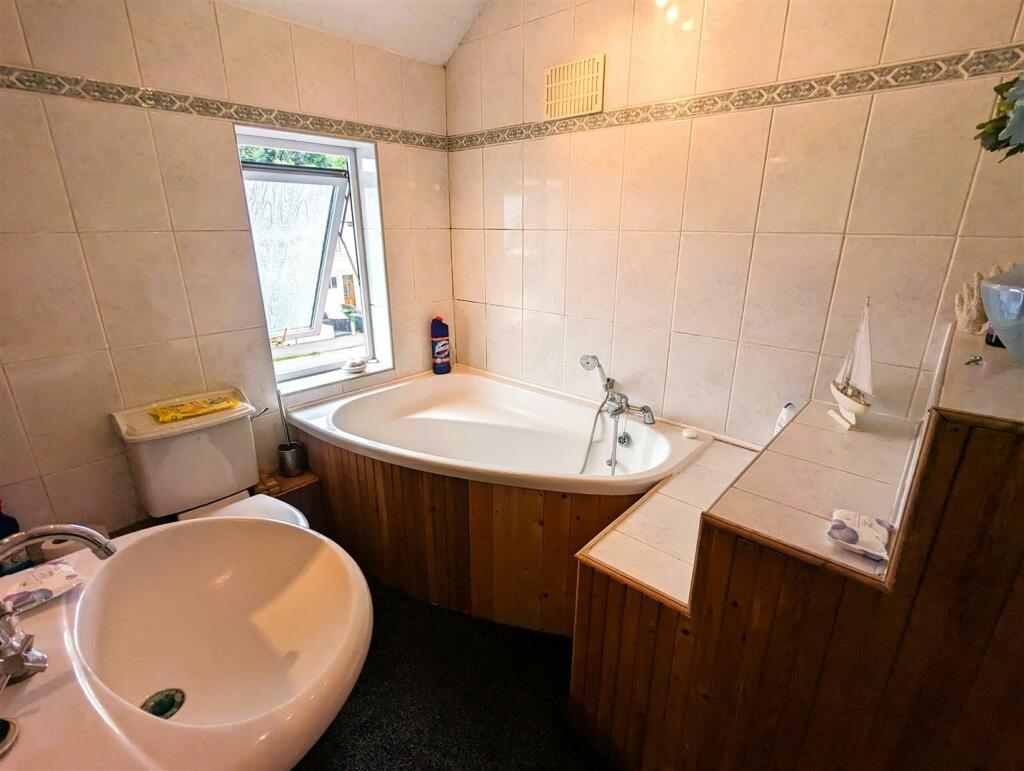 Additional image 23 of Long Lane, Halesowen