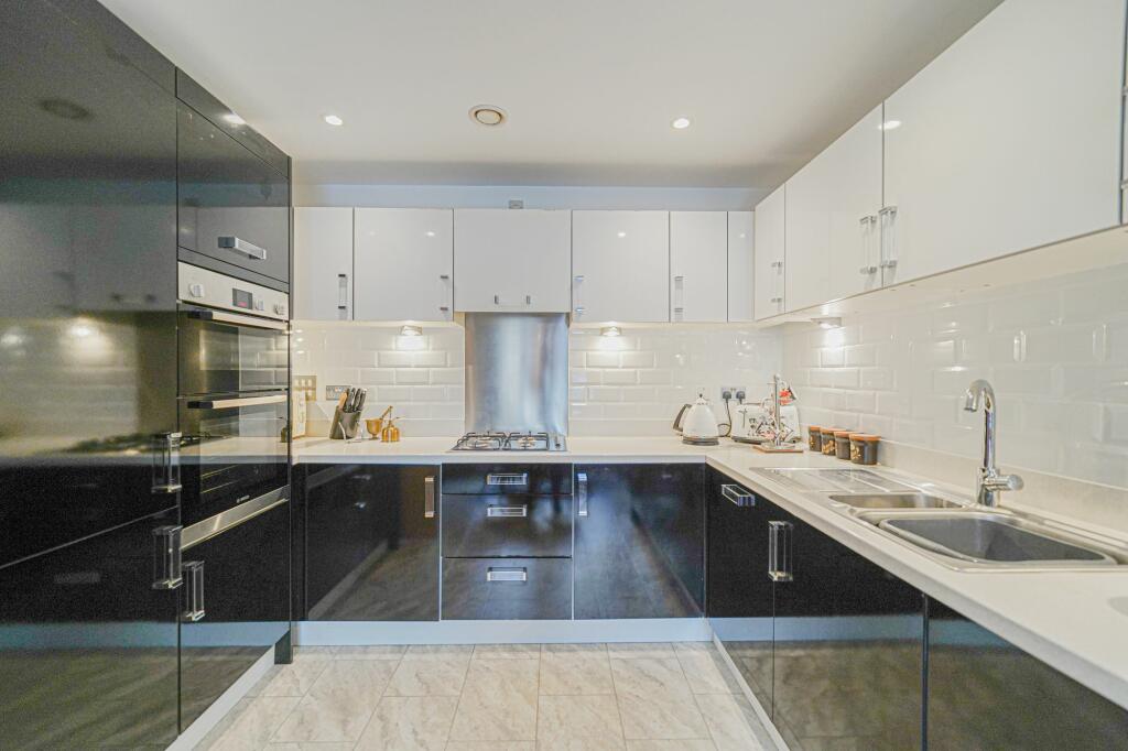 Additional image 17 of St. Phillips Grove, Bentley Heath, B93