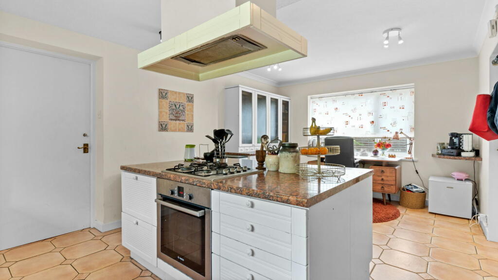 Additional image 5 of Alder Park Road, Solihull, B91 1NU