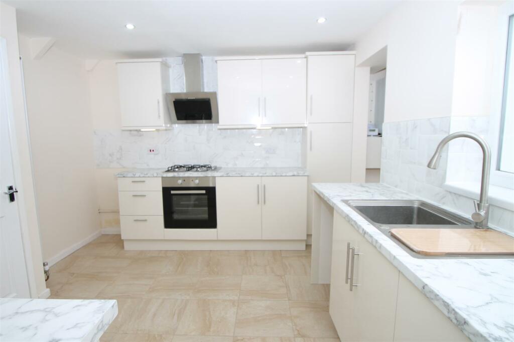 Additional image 2 of Moat Drive, Halesowen