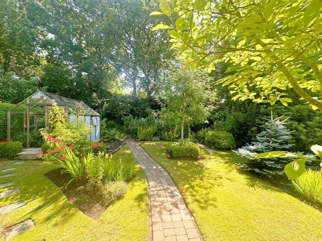 Additional image 22 of Streetly Crescent, Four Oaks, Sutton Coldfield