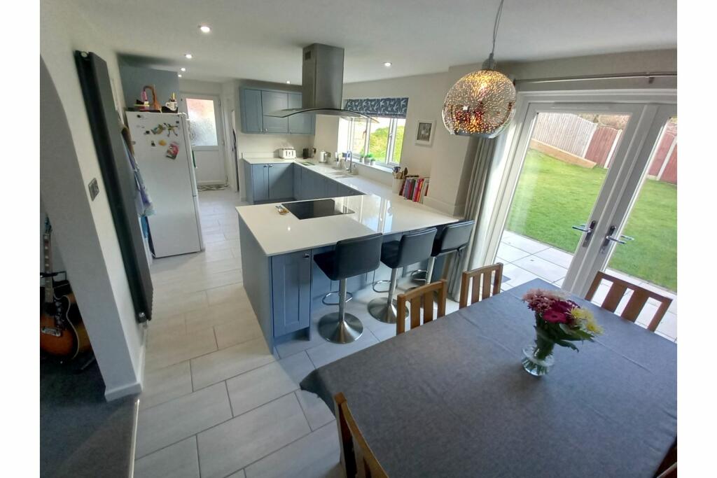 Additional image 6 of Field Close, Bromsgrove, B60