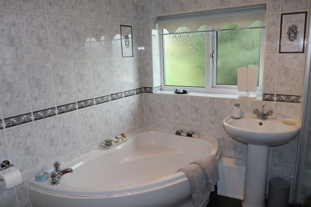 Additional image 18 of Compton Road, Halesowen