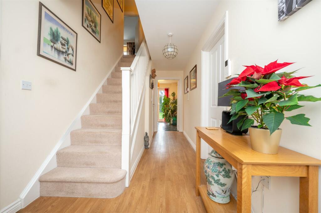 Additional image 18 of Market Close, Henley-In-Arden