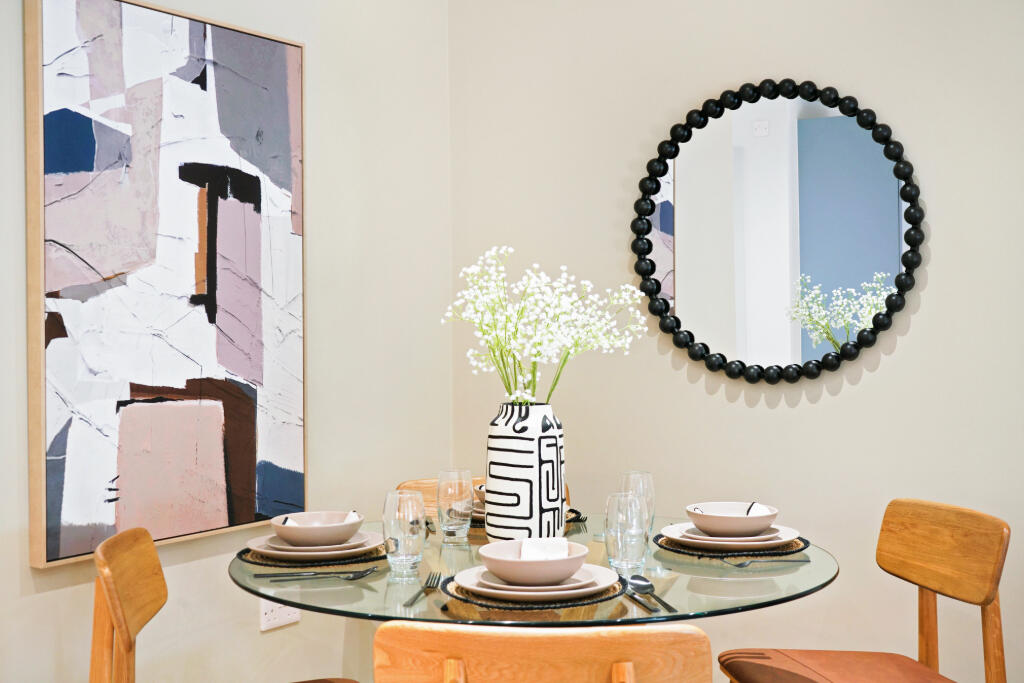 Additional image 19 of Guild Point