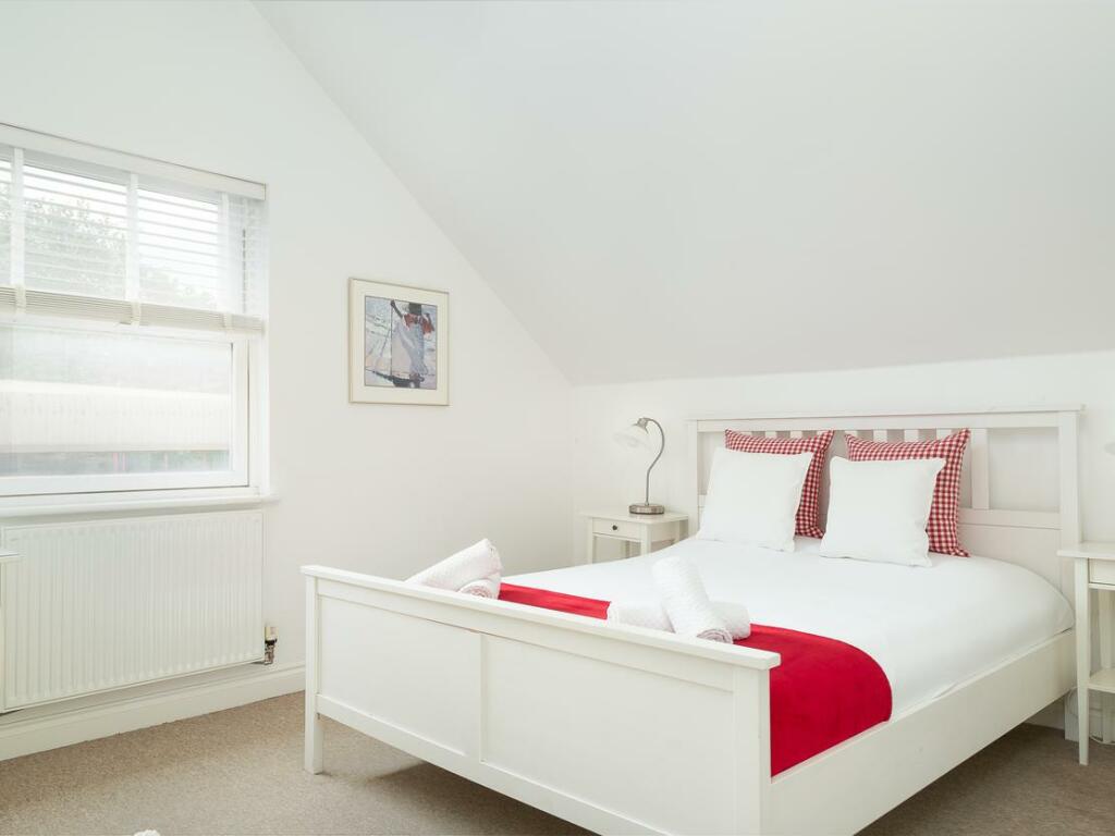 Additional image 4 of Bath Breaks, 16 James Street West, Bath, BA1 2BT