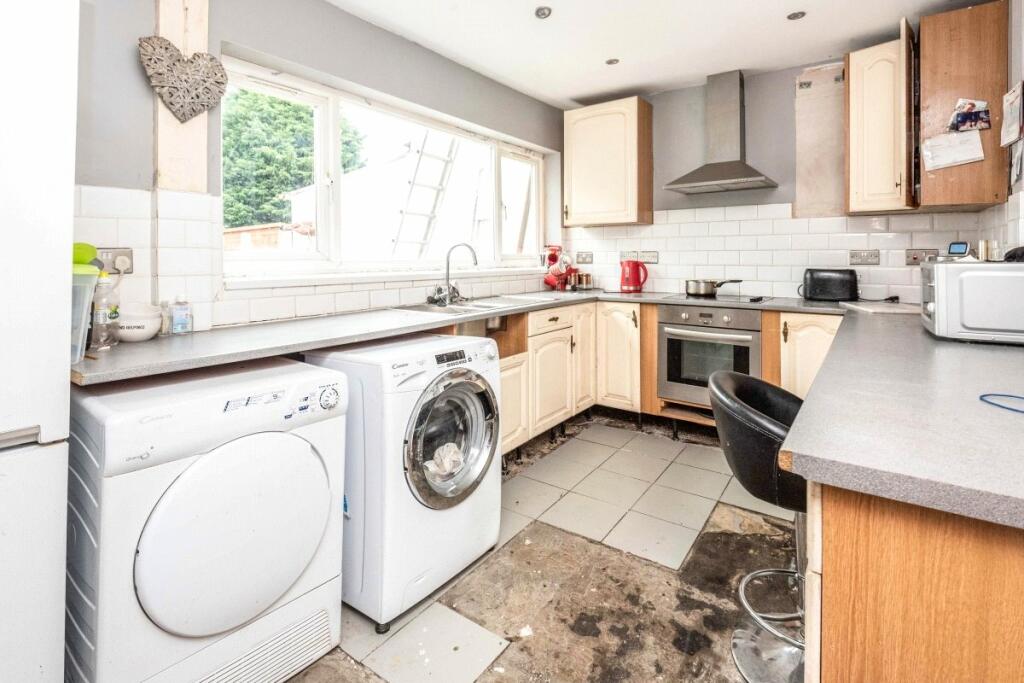 Additional image 4 of Cobnall Road, Catshill, Bromsgrove, Worcestershire, B61