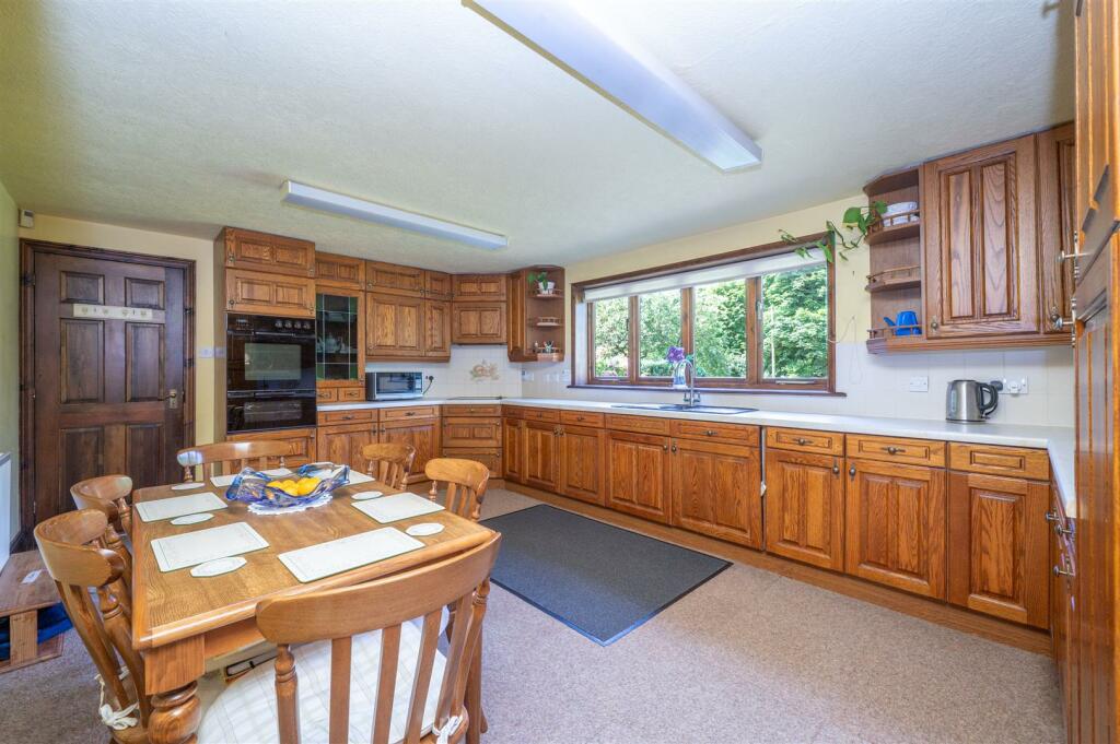 Additional image 12 of Stratford Road, Wootton Wawen