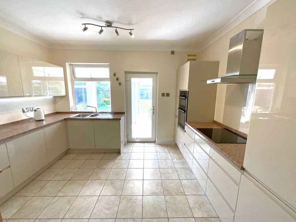 Additional image 9 of HUNNINGTON, Bromsgrove Road