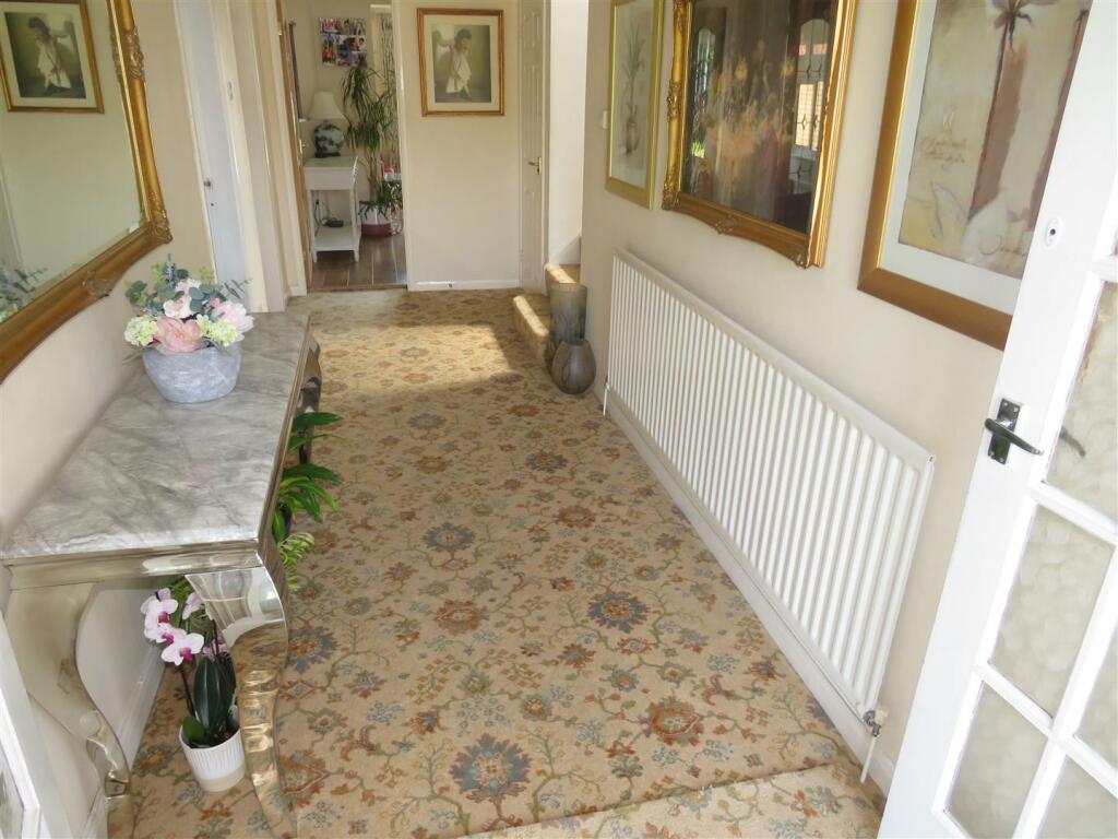 Additional image 6 of Park Hall Crescent, Castle Bromwich, Birmingham