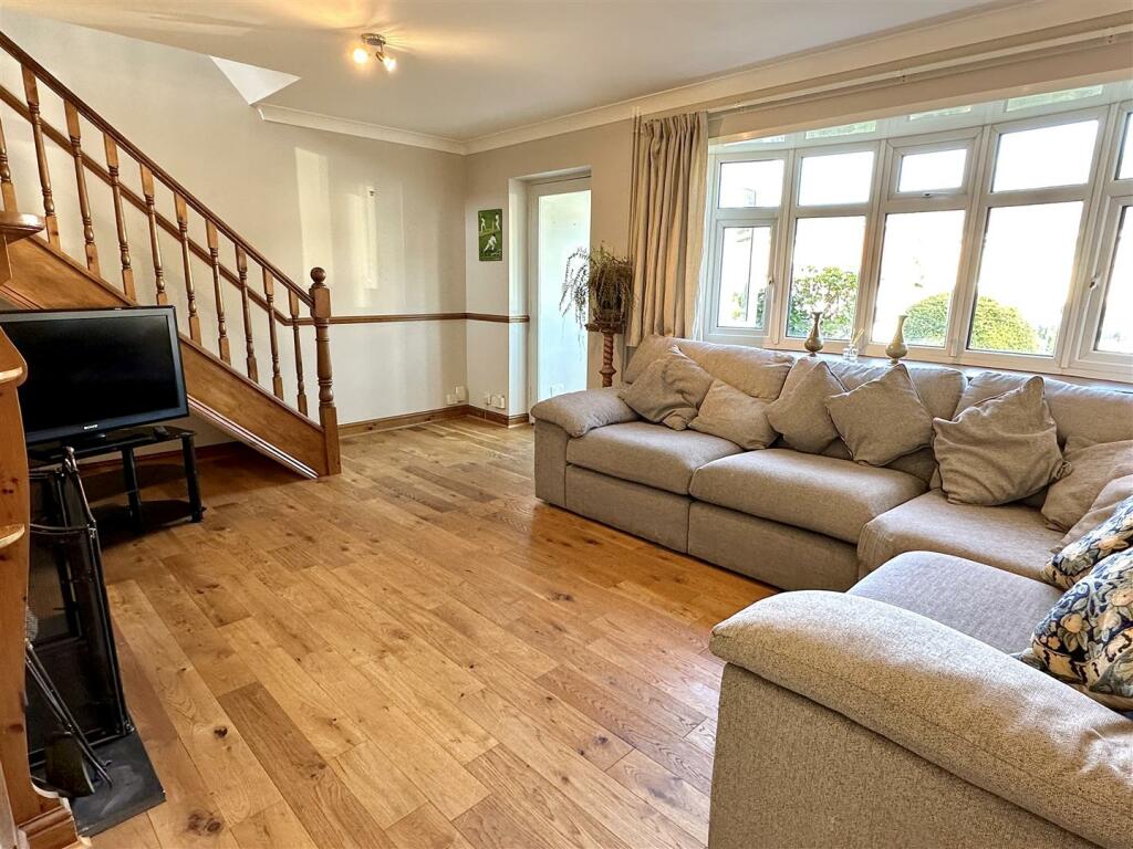 Additional image 4 of Foredrift Close, Southcrest, Redditch