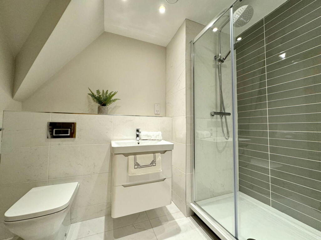 Additional image 11 of OAK TREE PLACE, Tanworth Lane, Shirley