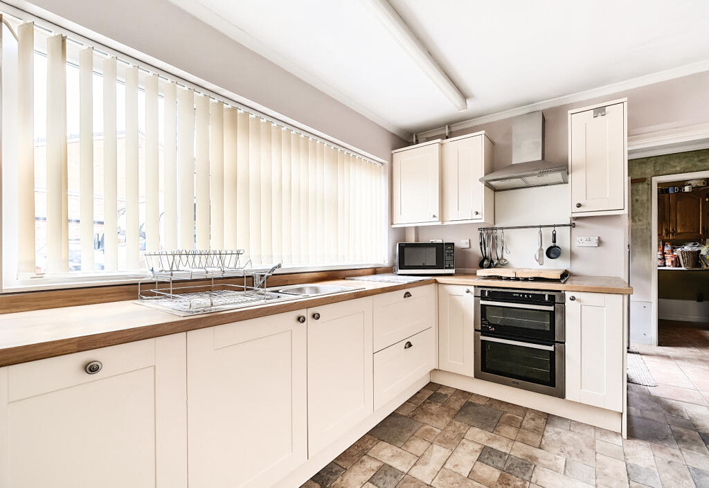 Additional image 4 of Willow Close, Bromsgrove