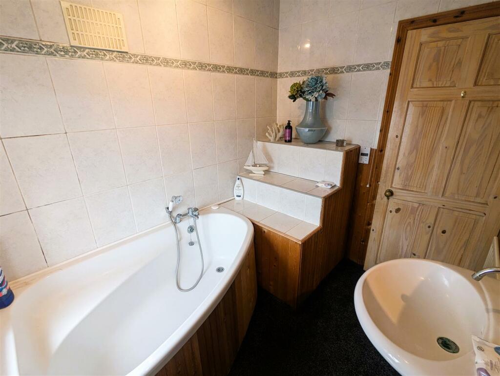 Additional image 26 of Long Lane, Halesowen