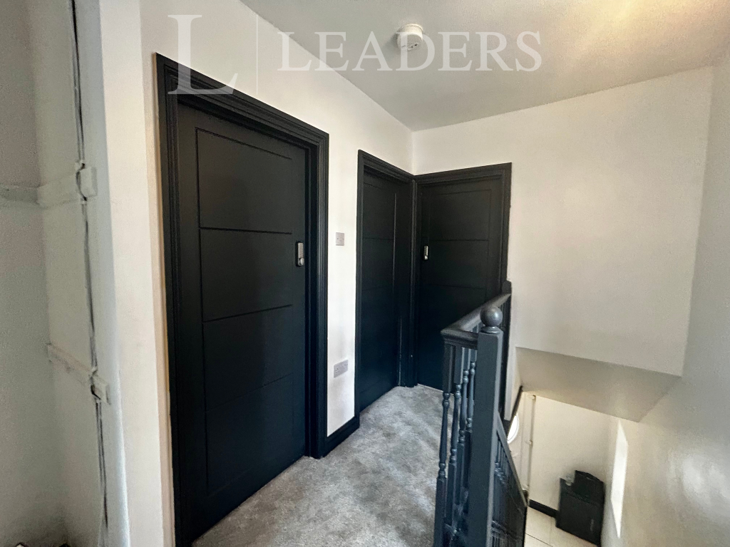 Additional image 4 of Room 3, Links Road, Oldbury