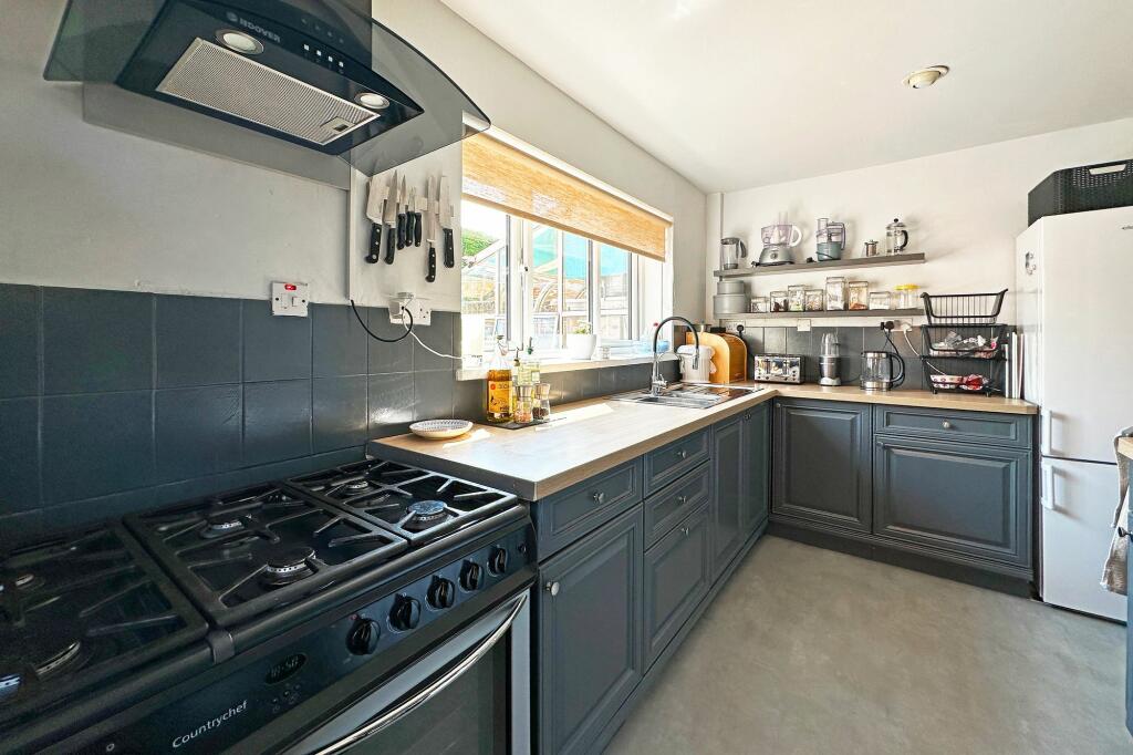 Additional image 5 of Woodrow Crescent, Knowle, B93