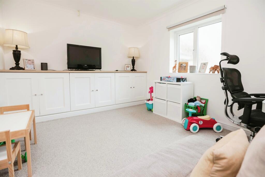 Additional image 7 of Parkfield Drive, BIRMINGHAM