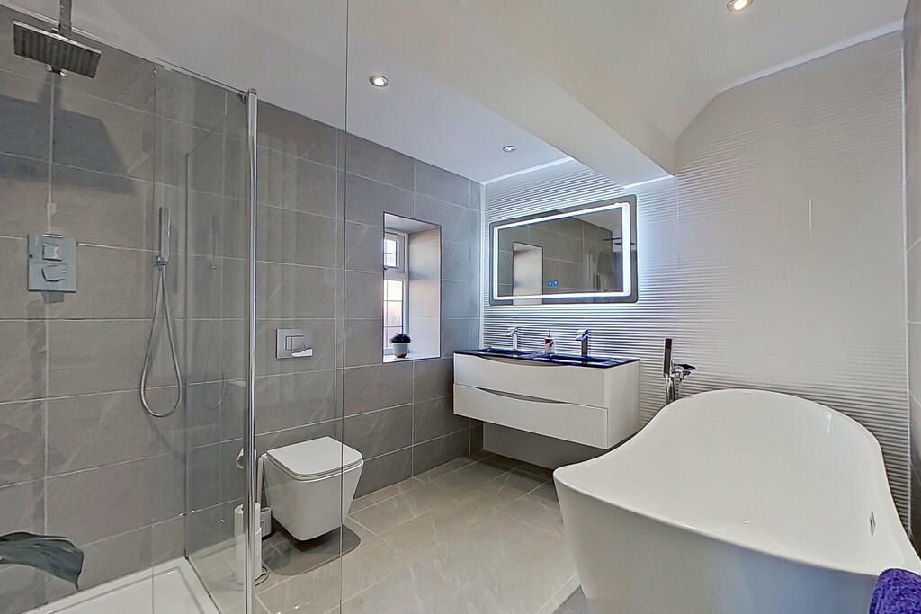 Additional image 26 of Whitehouse Common Road, Sutton Coldfield