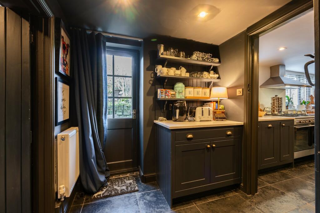 Additional image 13 of High Street, Henley-in-Arden, Warwickshire, B95