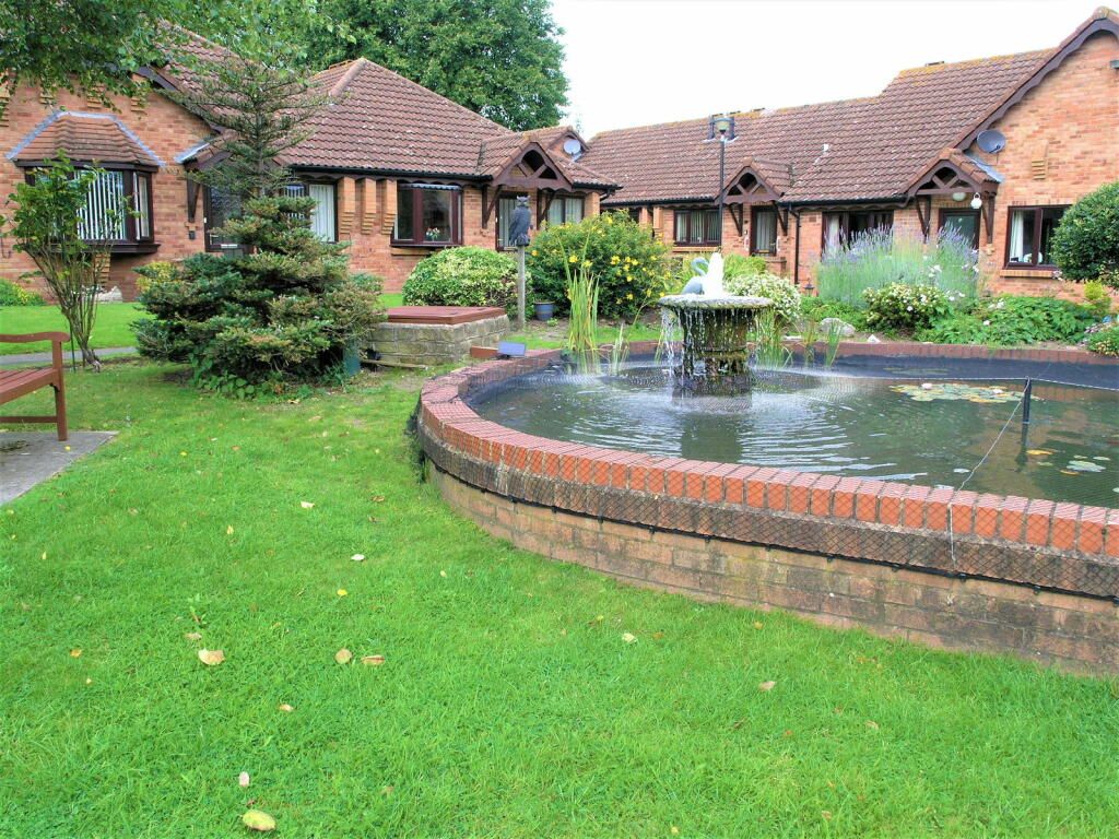 Additional image 14 of HALESOWEN, Linden Glade, Stourbridge Road