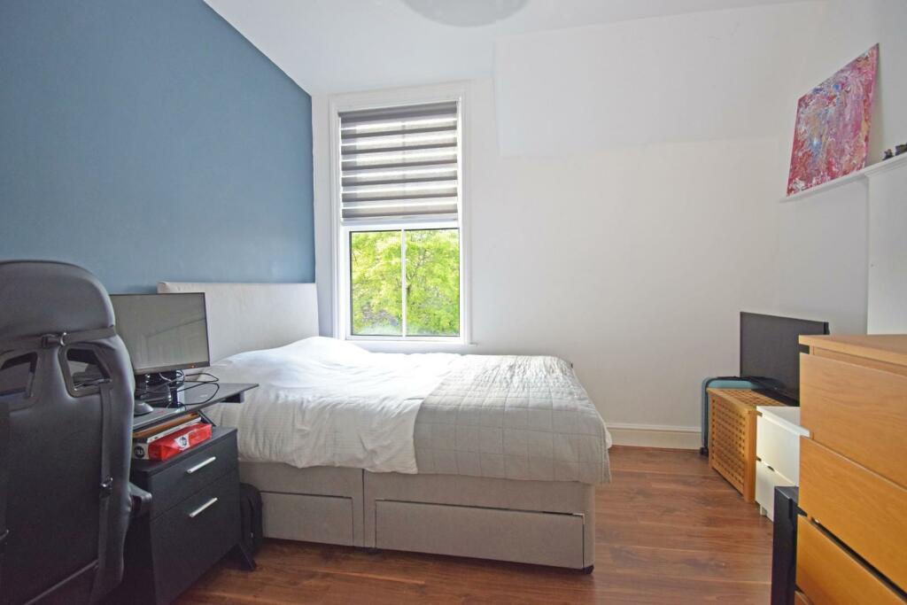 Additional image 14 of 10 The Crescent, Bromsgrove, Worcestershire, B60 2DE