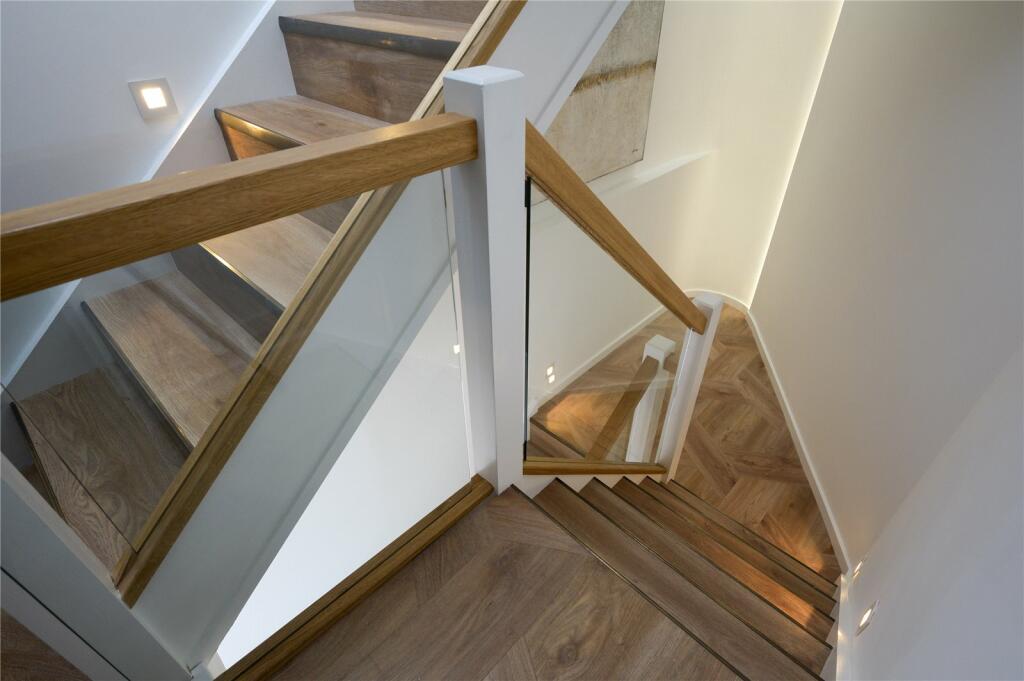 Additional image 15 of 1 St James's Passage, Bath, Somerset, BA1