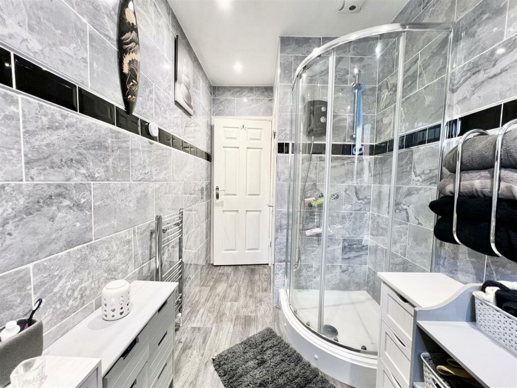 Additional image 18 of Castle Close, Cradley Heath