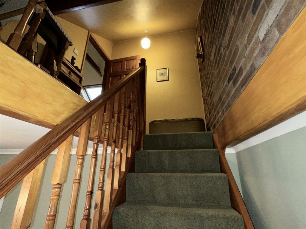 Additional image 20 of Moorfield Road, Alcester