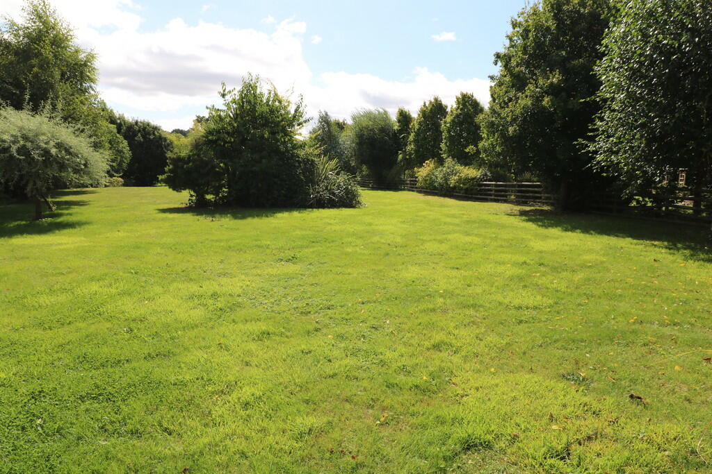 Additional image 6 of Warren Close, Earlswood