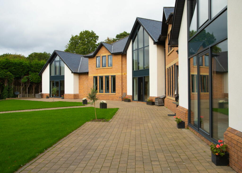 Additional image 40 of Roman Park, Roman Lane, Little Aston Park