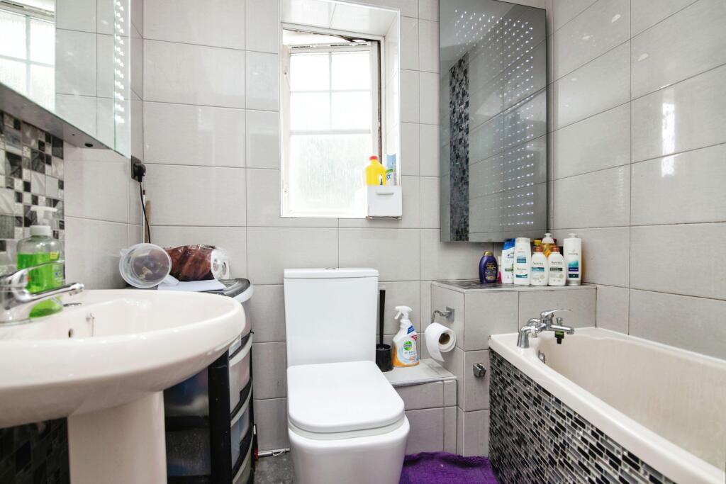 Additional image 13 of Doulton Drive, Smethwick, B66