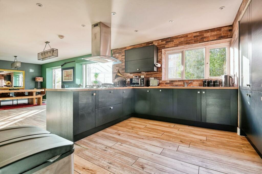 Additional image 8 of Yarrow Close, Tamworth