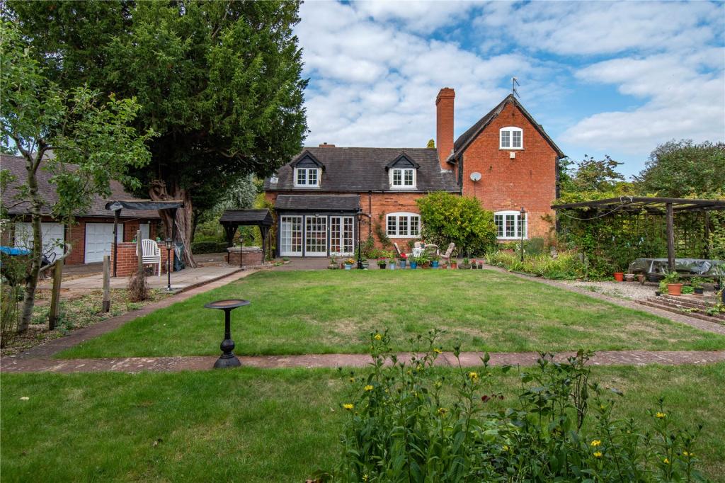 Additional image 4 of Lilleshall Close, Redditch, Worcestershire, B98